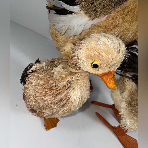 Vintage straw/feathers duck set of three -family - Picture 8 of 14